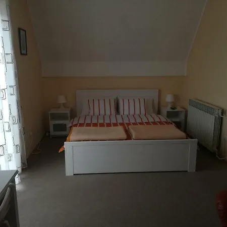 Holiday home Holiday Lipa *